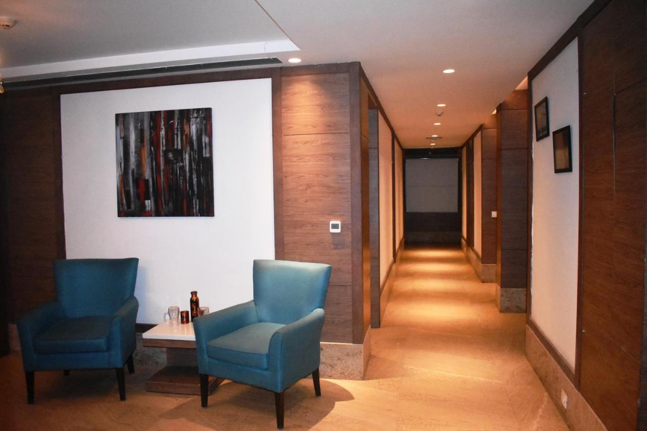 Lemonwood Suites By F9 Hotels - Trivoli Garden Chhatarpur New Delhi Eksteriør bilde