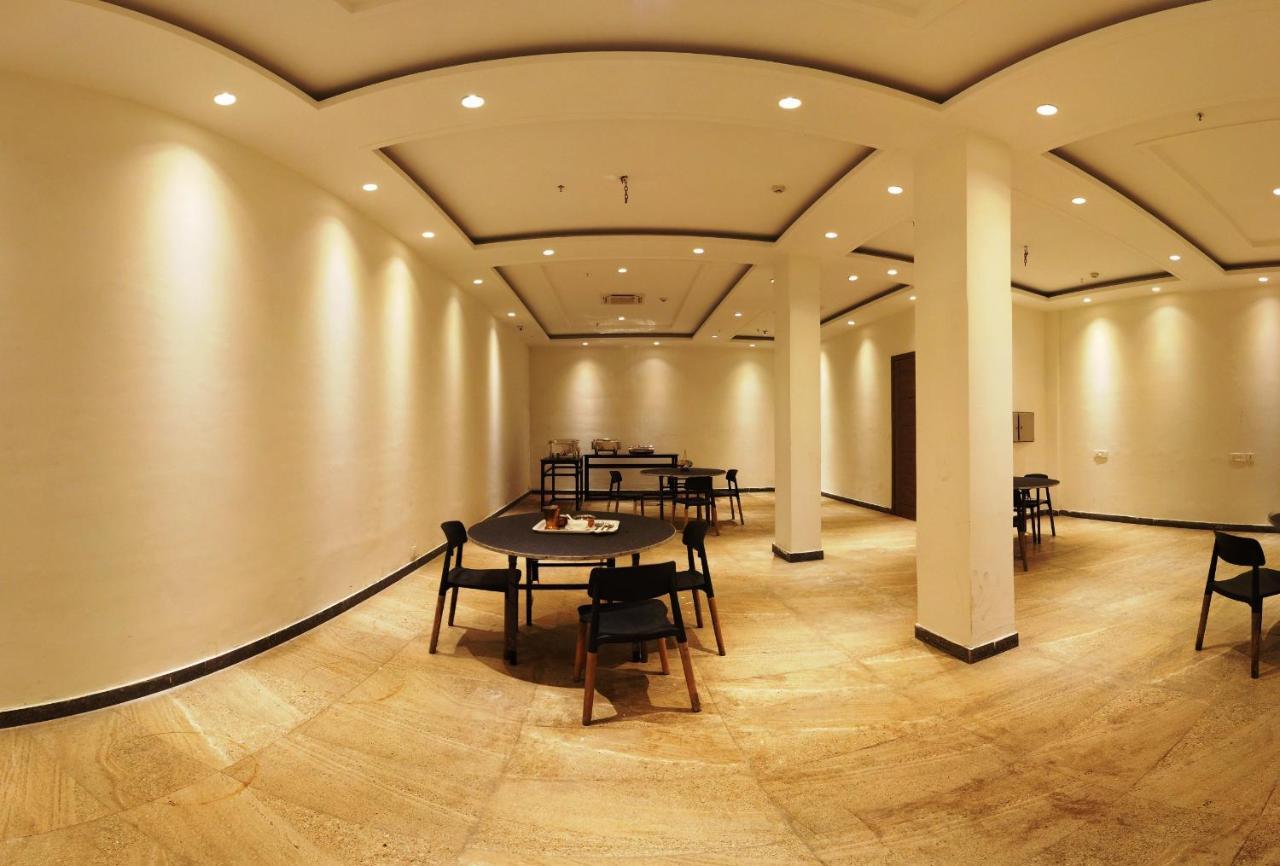 Lemonwood Suites By F9 Hotels - Trivoli Garden Chhatarpur New Delhi Eksteriør bilde