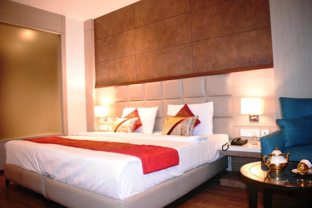 Lemonwood Suites By F9 Hotels - Trivoli Garden Chhatarpur New Delhi Eksteriør bilde