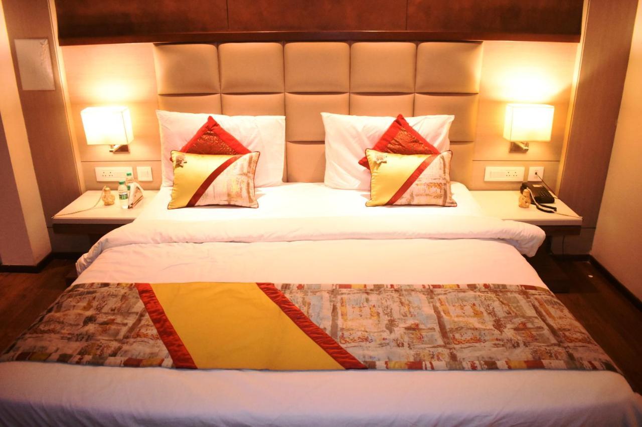 Lemonwood Suites By F9 Hotels - Trivoli Garden Chhatarpur New Delhi Eksteriør bilde
