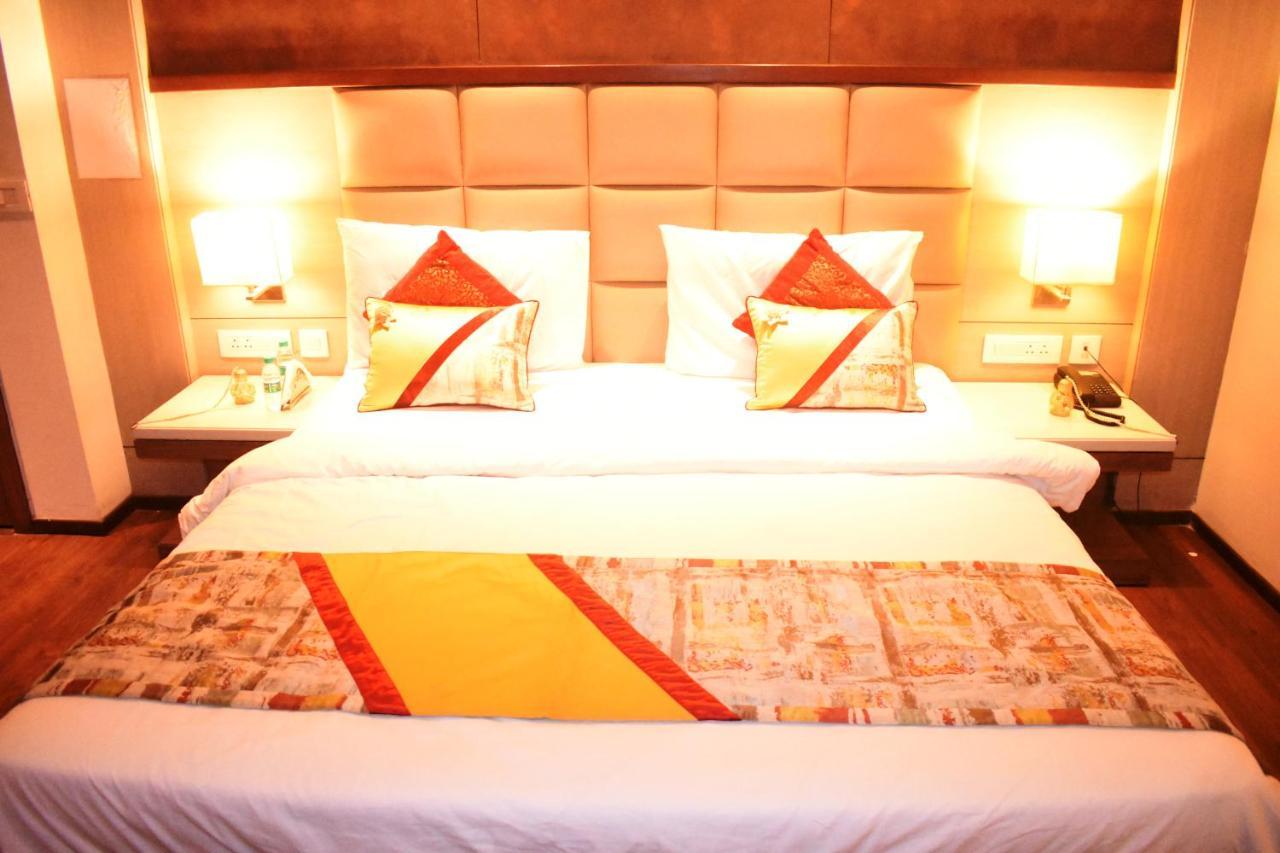 Lemonwood Suites By F9 Hotels - Trivoli Garden Chhatarpur New Delhi Eksteriør bilde