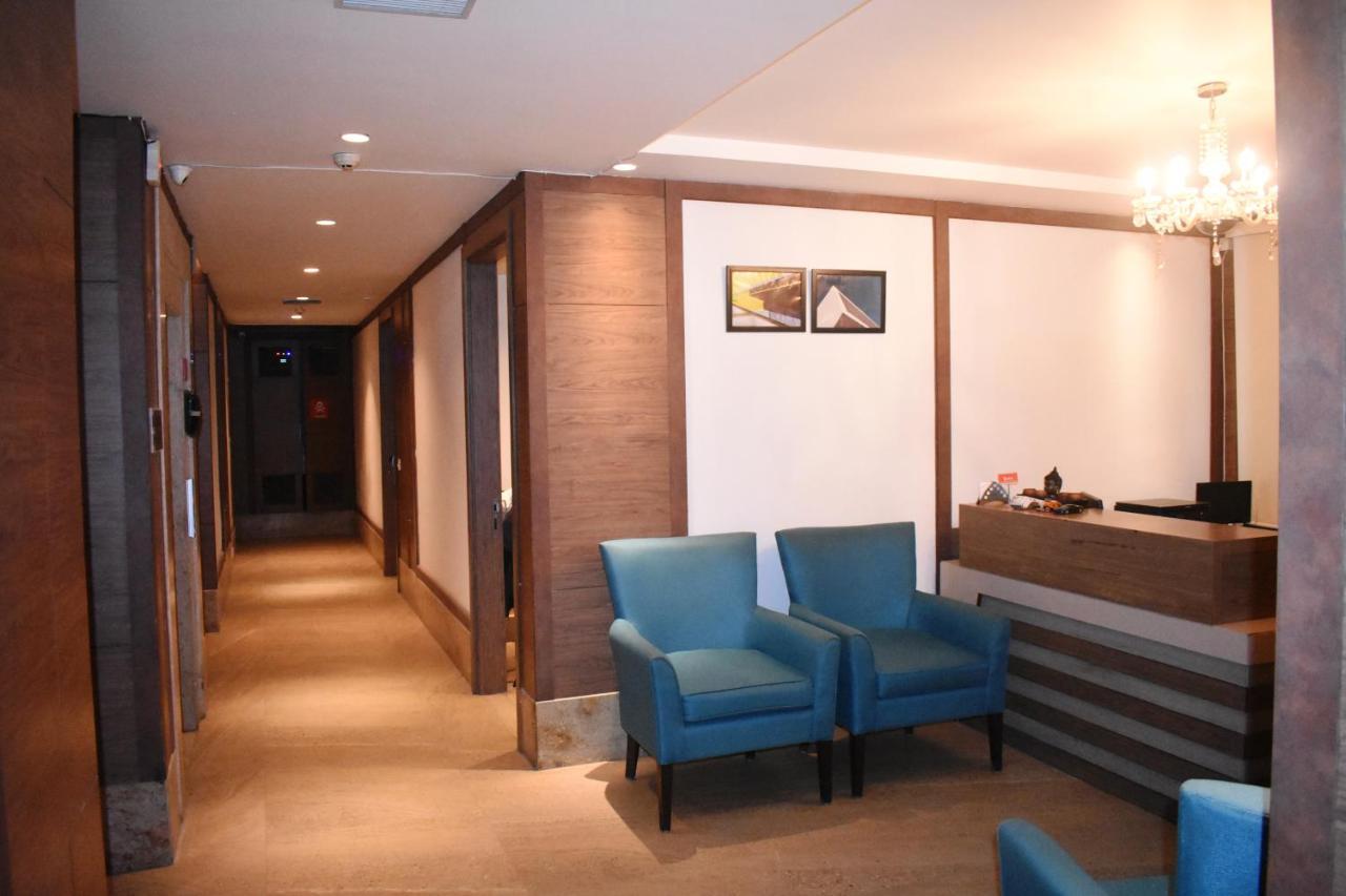 Lemonwood Suites By F9 Hotels - Trivoli Garden Chhatarpur New Delhi Eksteriør bilde